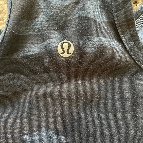 Lululemon Tank - Picture 3 of 3